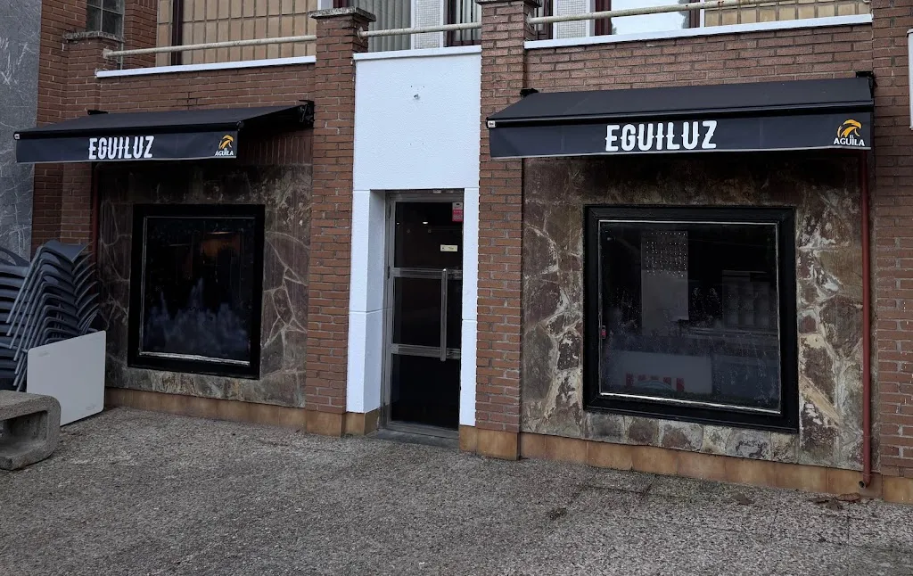 Cafeteria y hamburguesería Eguiluz ristorante a Arrigorriaga