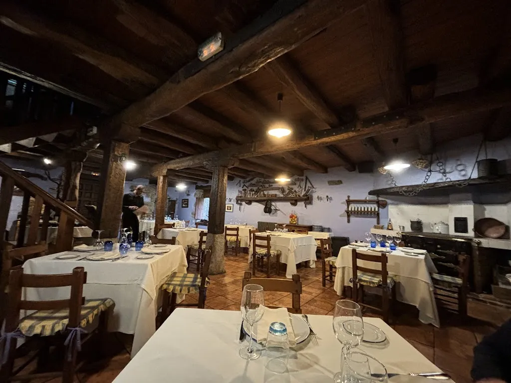 Restaurante Zintziri Errota_Bakio_slider_image_1