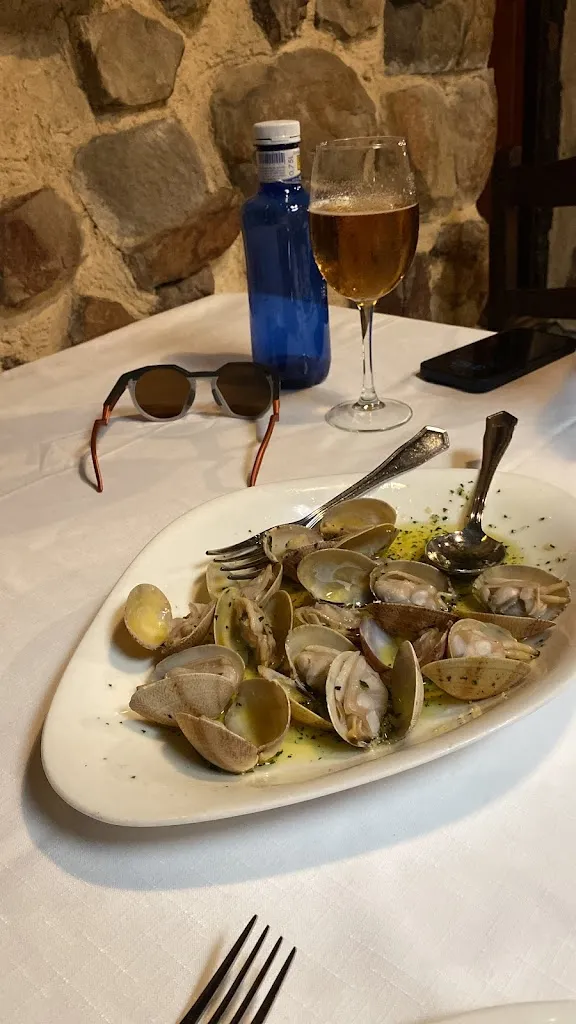 Andrea Arana_Eneperi_Bakio_review