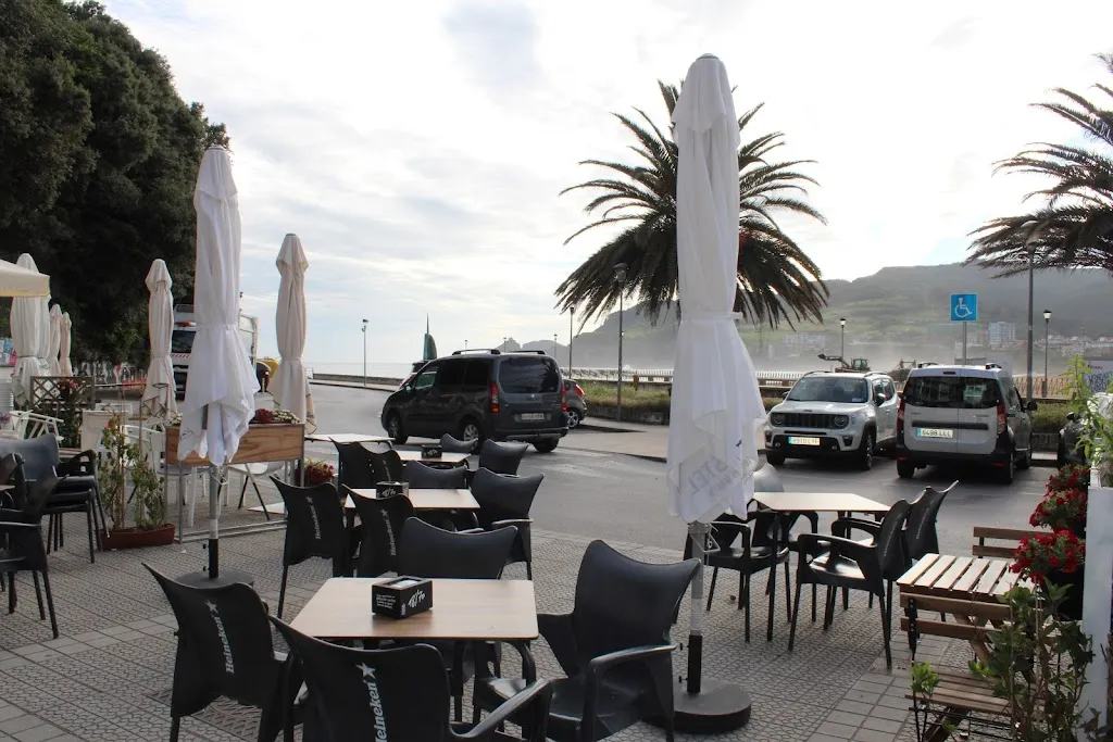 URZABAL BERRIA restaurant in Bakio