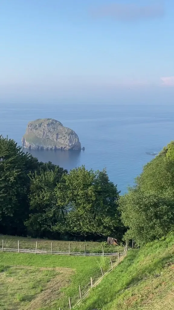 Gaztelu Begi_Bakio_slider_image_1