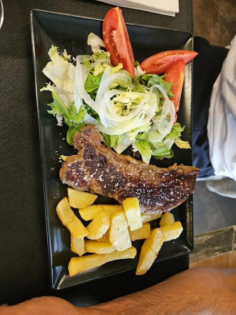 Elena Martin Herrero_KIROLETA Jatetxea_Bakio_review