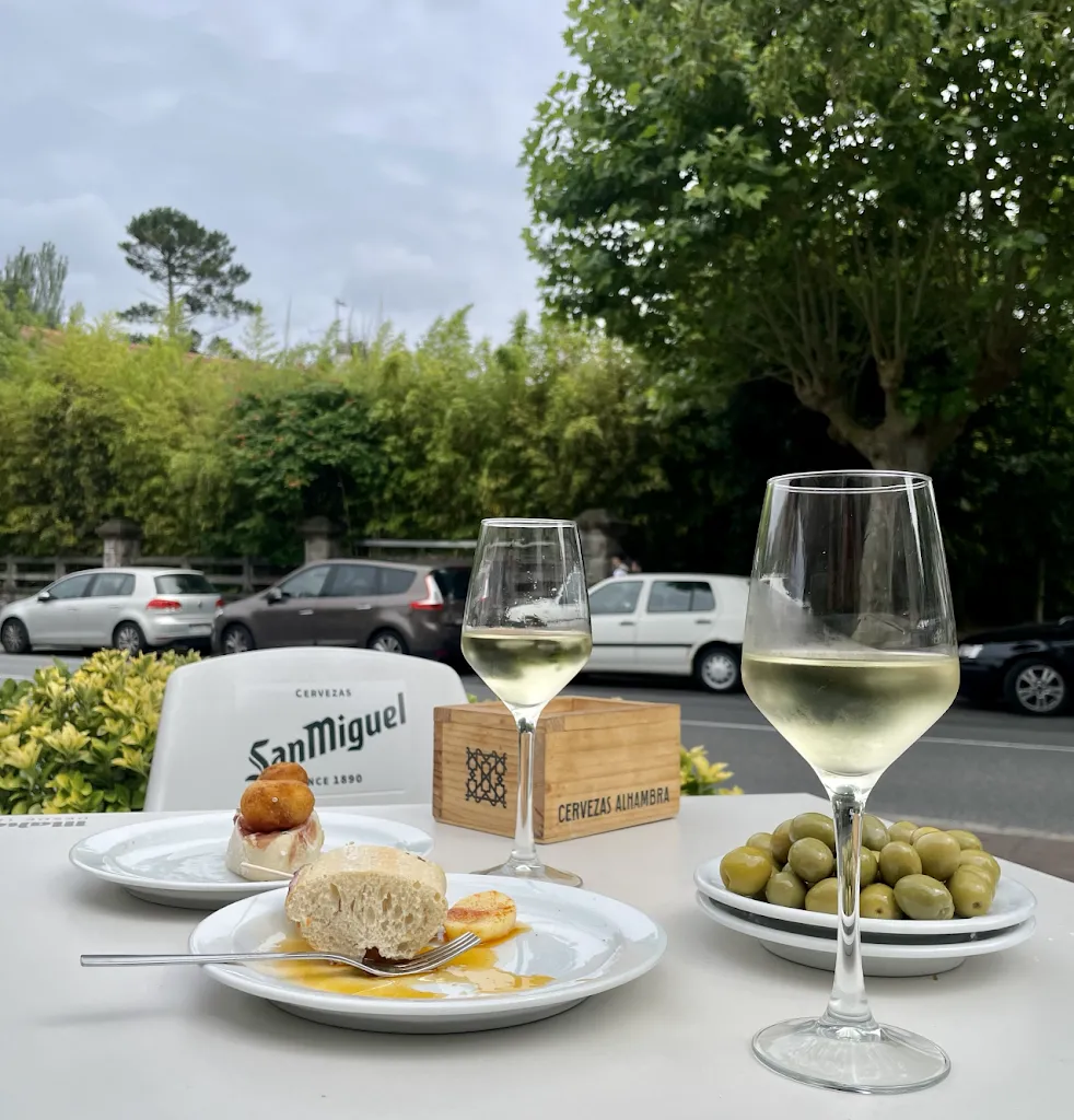 Nerijus Pudziuvelis_Bakioko batzokia_Bakio_review