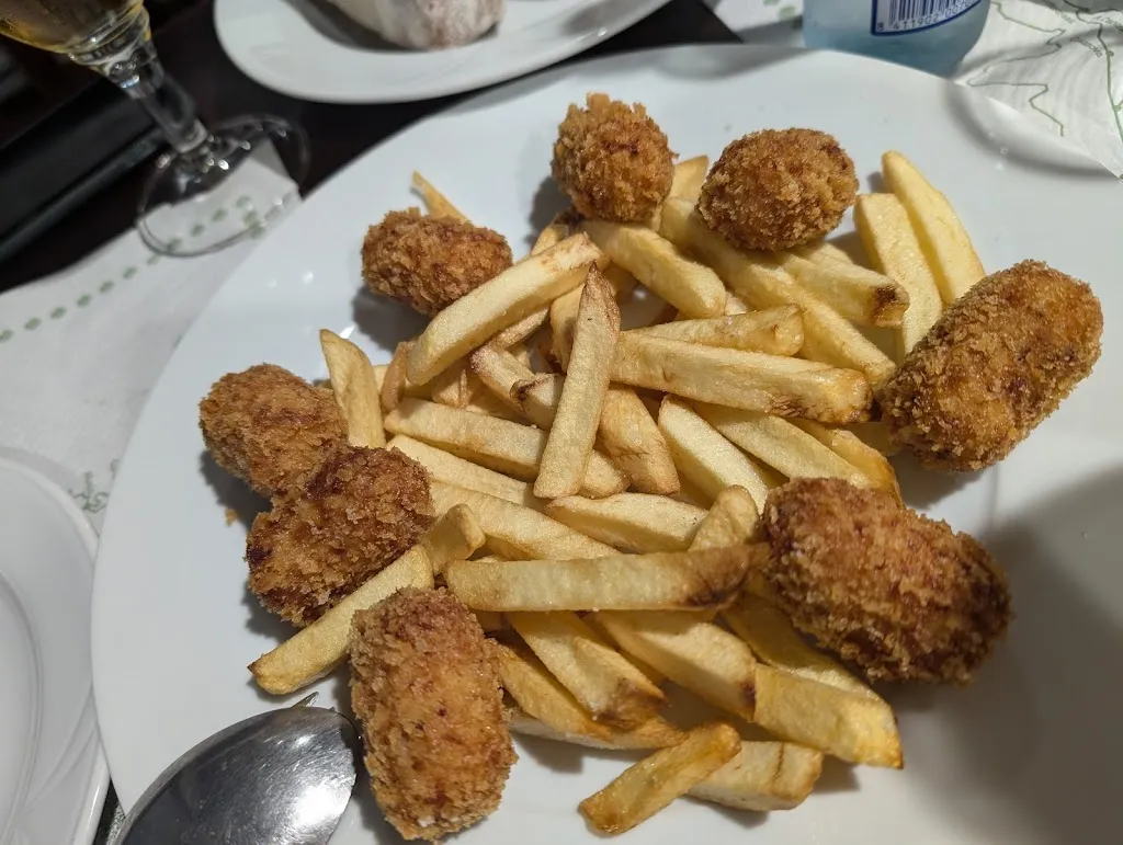 A Marola restaurant in Pontedeume