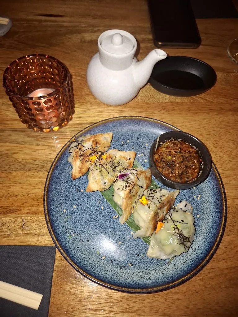 Paula_Antxeta by Taberu_Amorebieta-Etxano_review