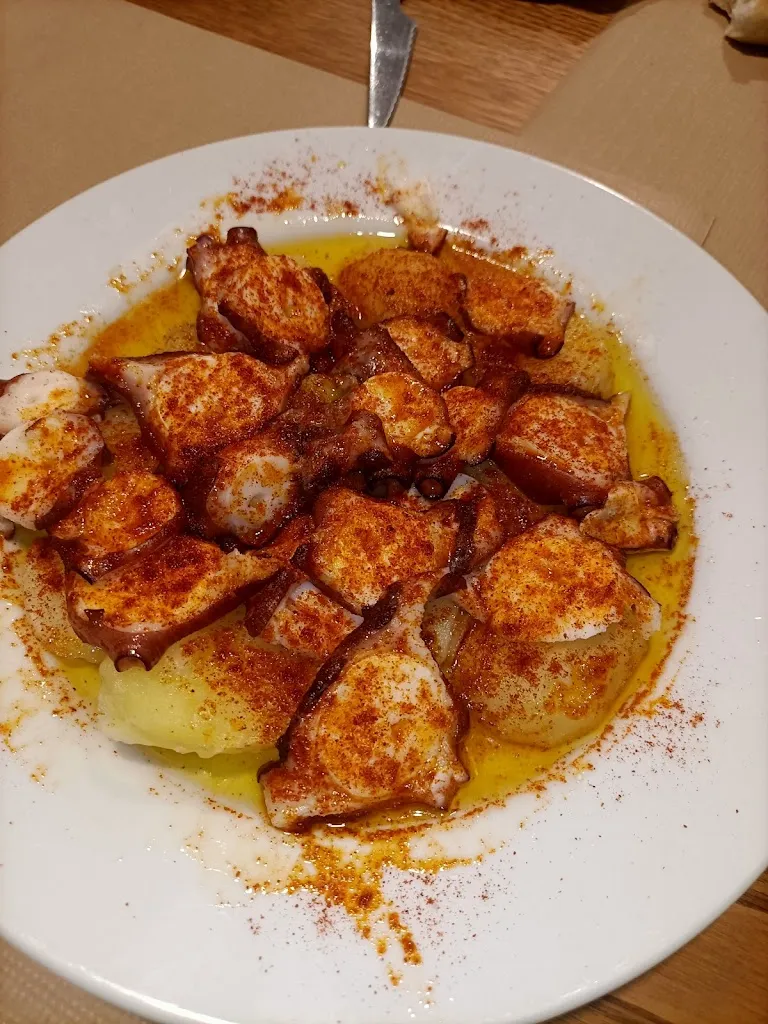 Restaurante Pulperia A Queimada_Amorebieta-Etxano_slider_image_2