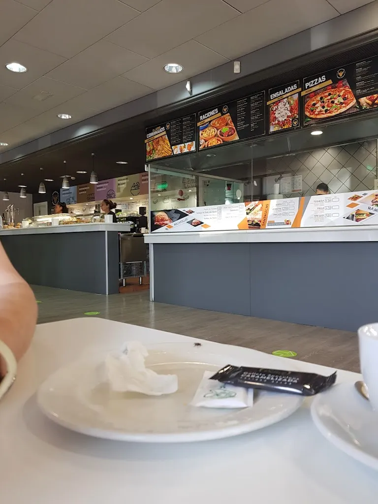 David Powell_RESTOP AMOREBIETA. Nueva gerencia 2023_Amorebieta-Etxano_review