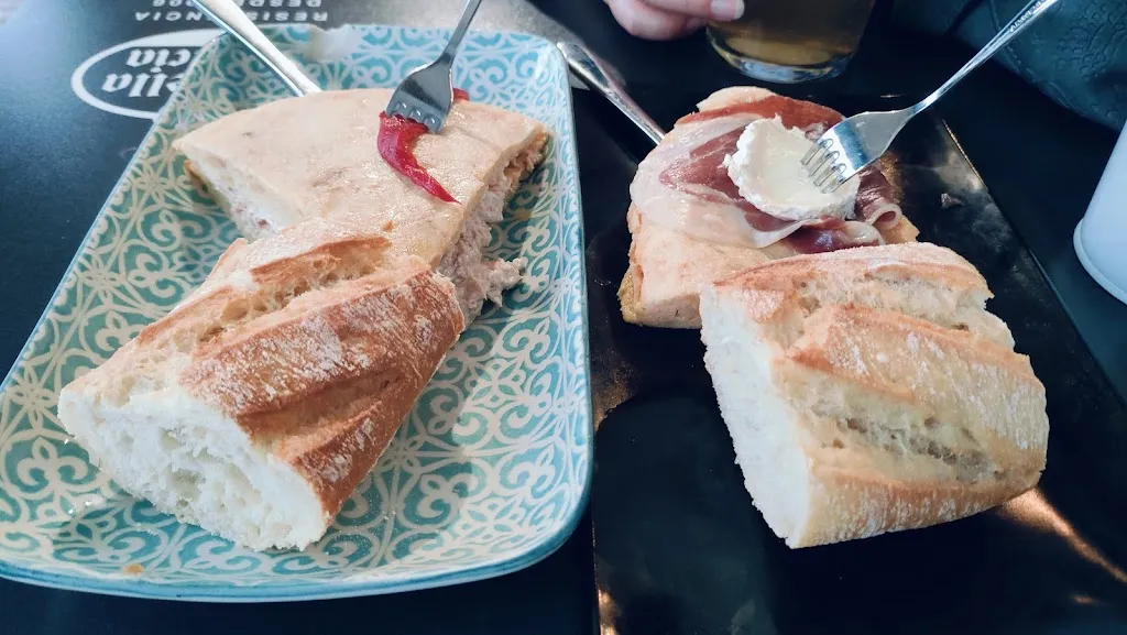 Emilio Sancho_Bar Donde Leo_Balmaseda_review