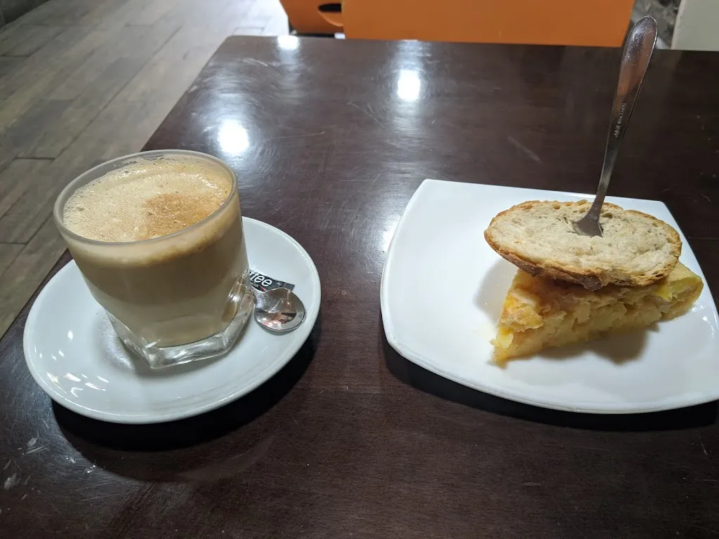 La Estación Bar_Balmaseda_slider_image_1