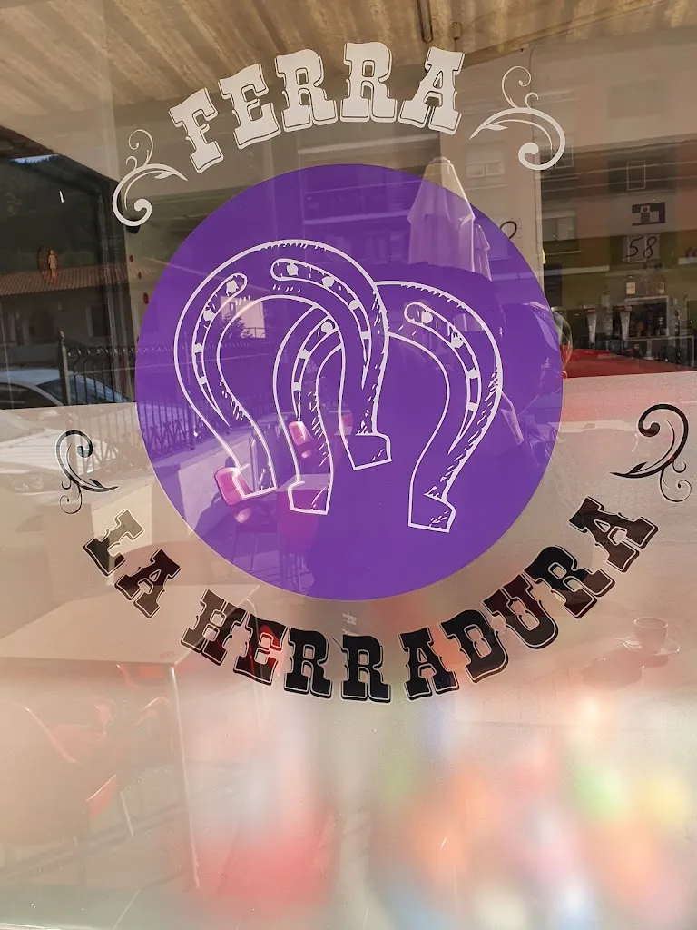 Daniel Ion Szollos Moniov_Bar La Herradura_Balmaseda_review