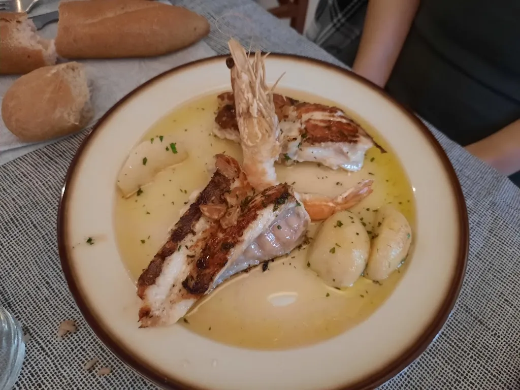 Arriola jatetxea restaurant in Berriatua