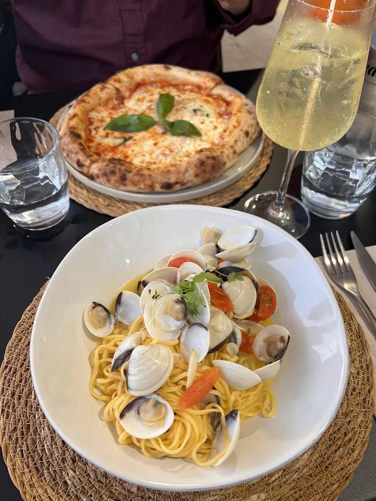 Linnea Riddell_Federica Ribeira_Ribeira_review