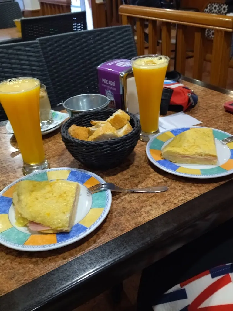 Los Marqueses De La Guerra_Cafetería Jamaica_Basauri_review