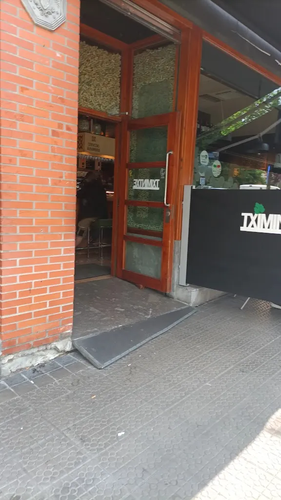 Pablo Arango Jimenez_Kafe Tximintxe_Basauri_review