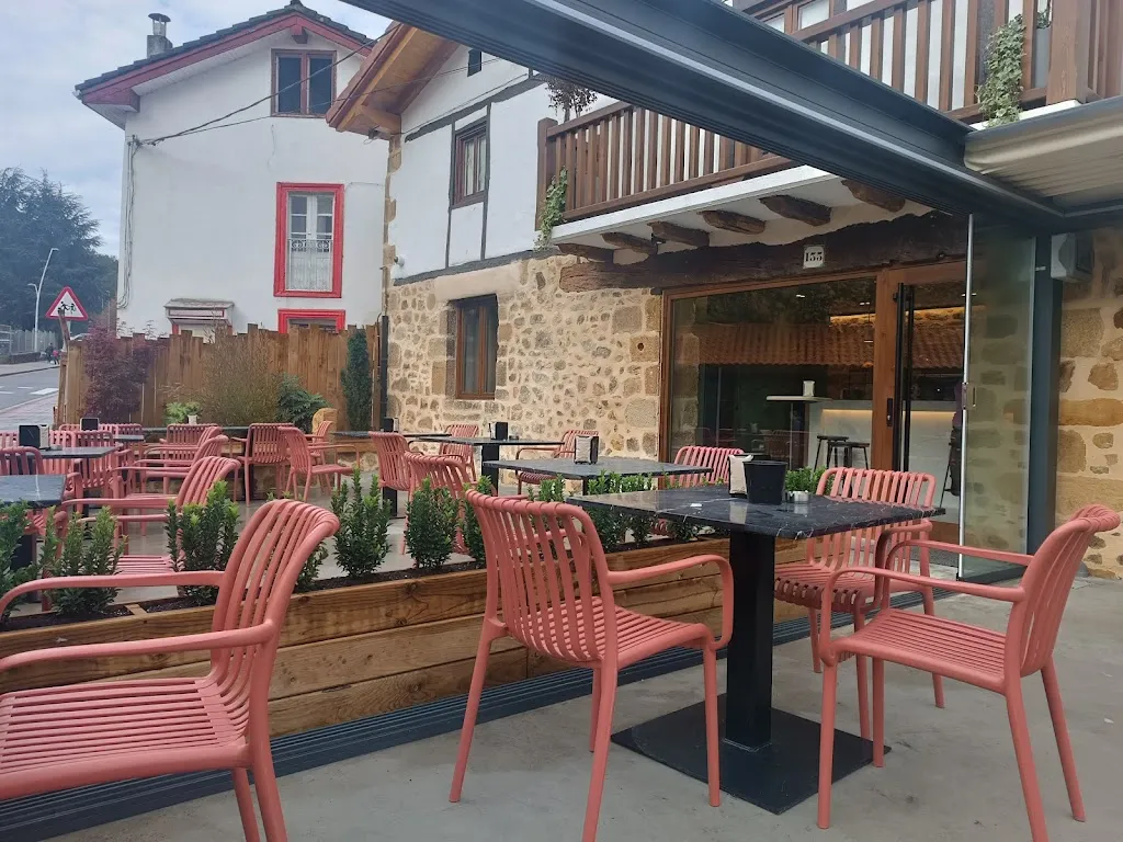 Ganeko Etxe Taberna Jatetxea restaurant in Berriz