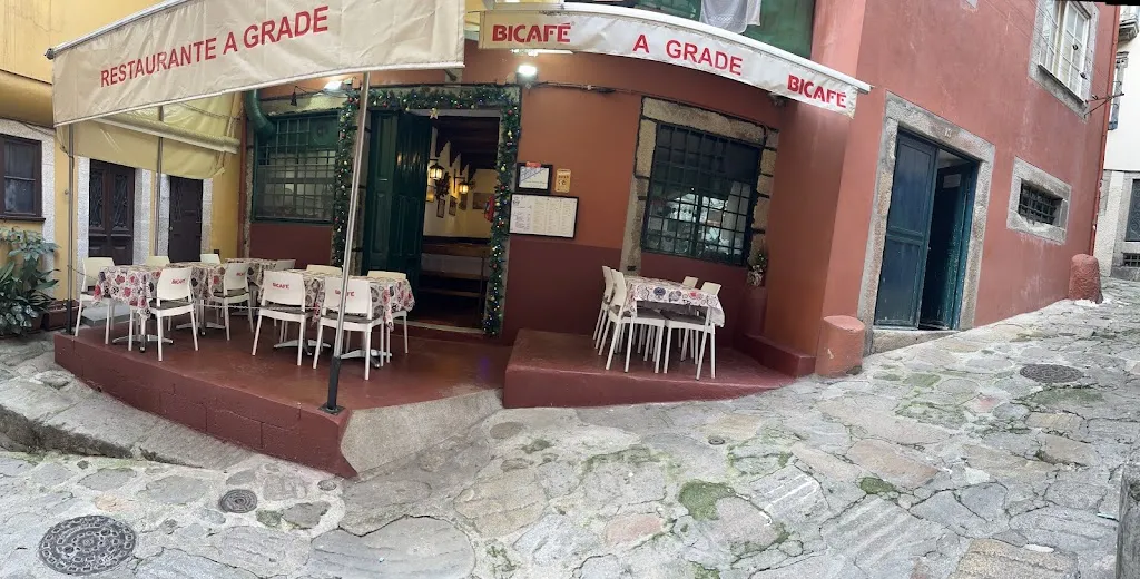 A Grade restaurant in Ribeira