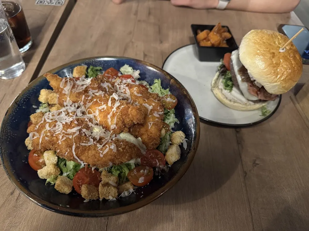 Ander_La Cantina de Sputnik Berango - Burgers & Climb_Berango_recensione