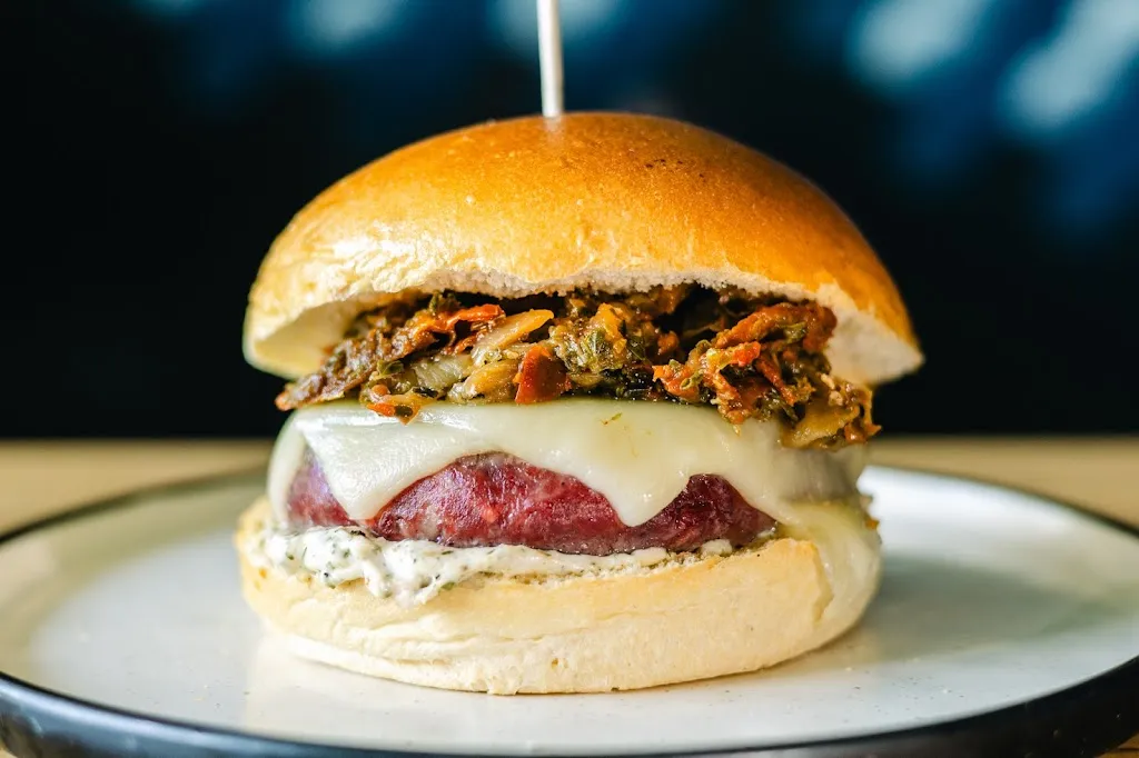 La Cantina de Sputnik Berango - Burgers & Climb_Berango_slider_image_2