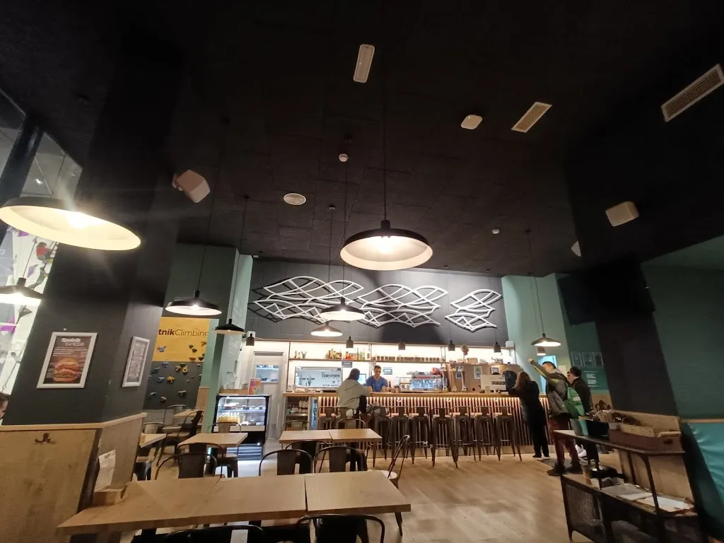 La Cantina de Sputnik Berango - Burgers & Climb_Berango_slider_image_3