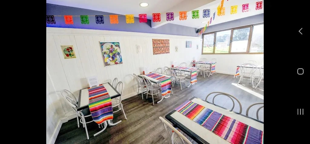 Bar On Egin Antojitos Mexicanos restaurant in Berango