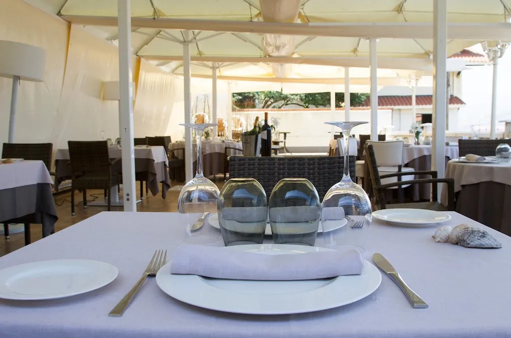 Tamarises Izarra jatetxea restaurant in Berango