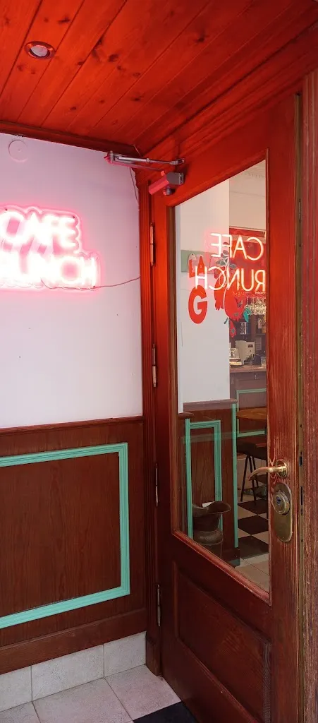 Lahoucin Aderdour_La Granadina Brunch_Berango_review