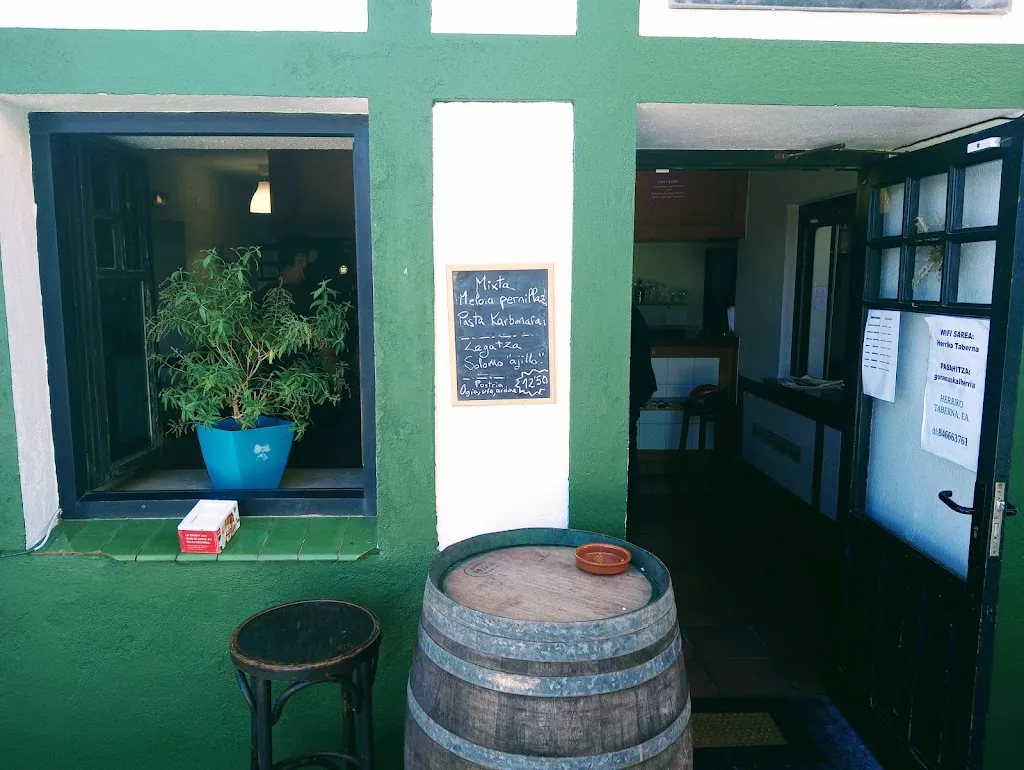 Herriko Taberna_Ea_slider_image_1