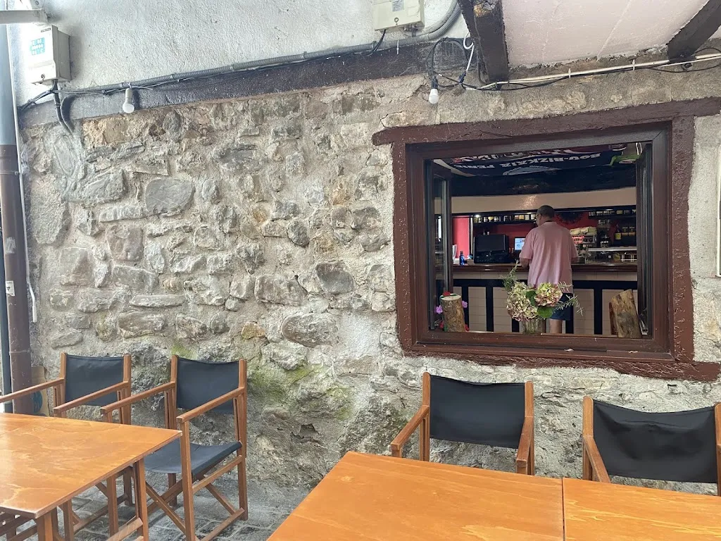 Esteban Soriano_Itxas-Ondo Taberna_Ea_review