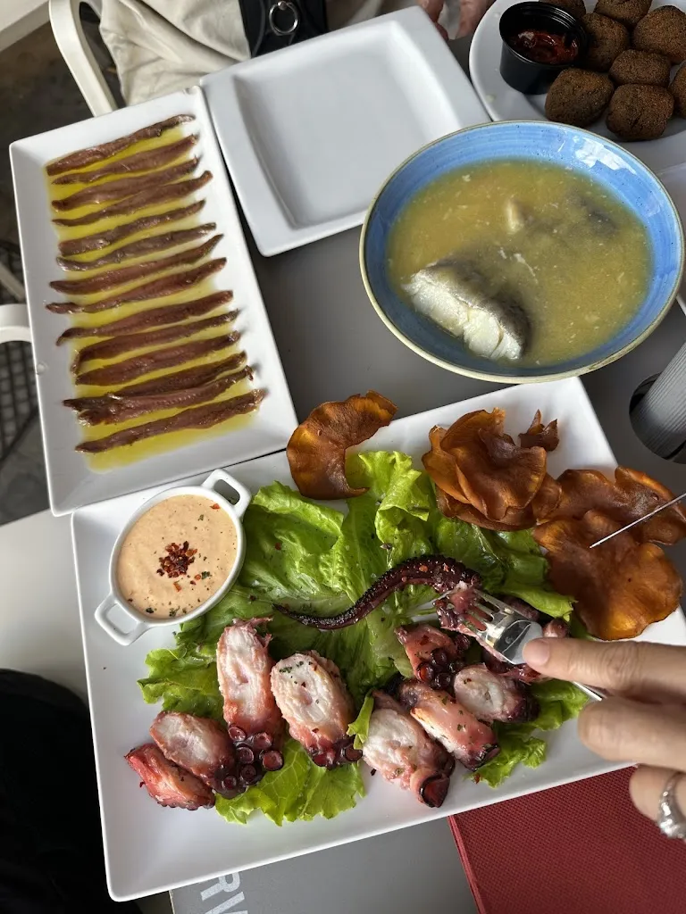 Gina T_Batun - Batun Taberna_Bermeo_recensione