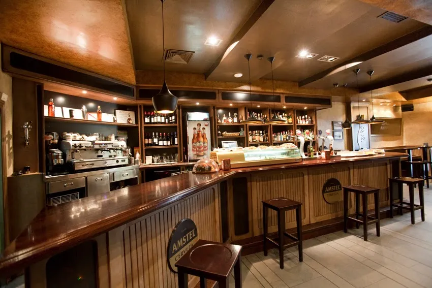 Ízaro Irish Pub ristorante a Bermeo