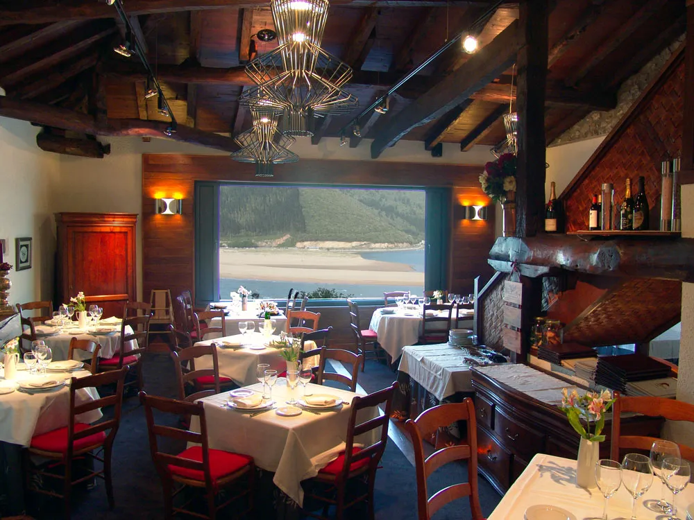 Restaurante PORTUONDO restaurant in Bermeo