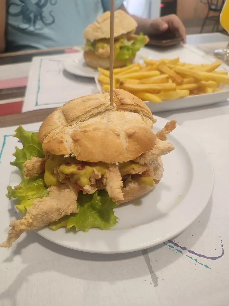 Isabel Cuervo_Izokin_Bermeo_review