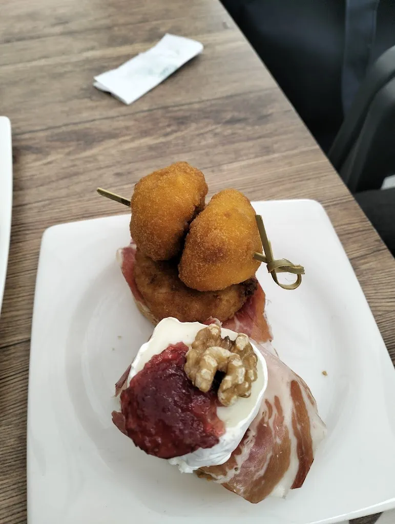 Sandra Spain_Andeko_Bermeo_review