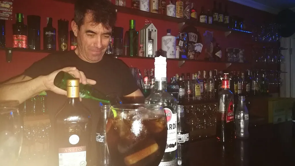 Bar M. Umbe restaurant in Bermeo