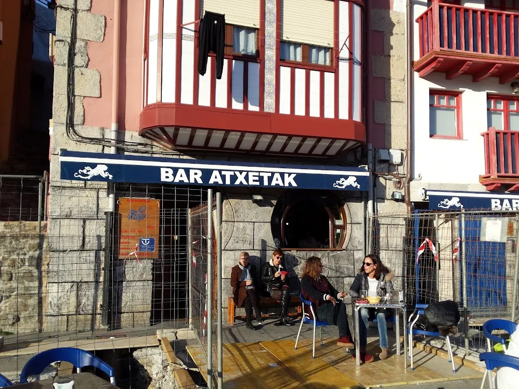 Bar Atxetak restaurant in Bermeo