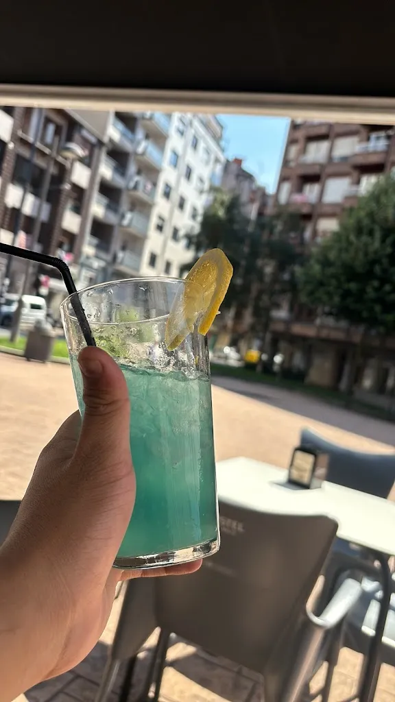 gerald manrique_Bar Itxasoa_Bermeo_review