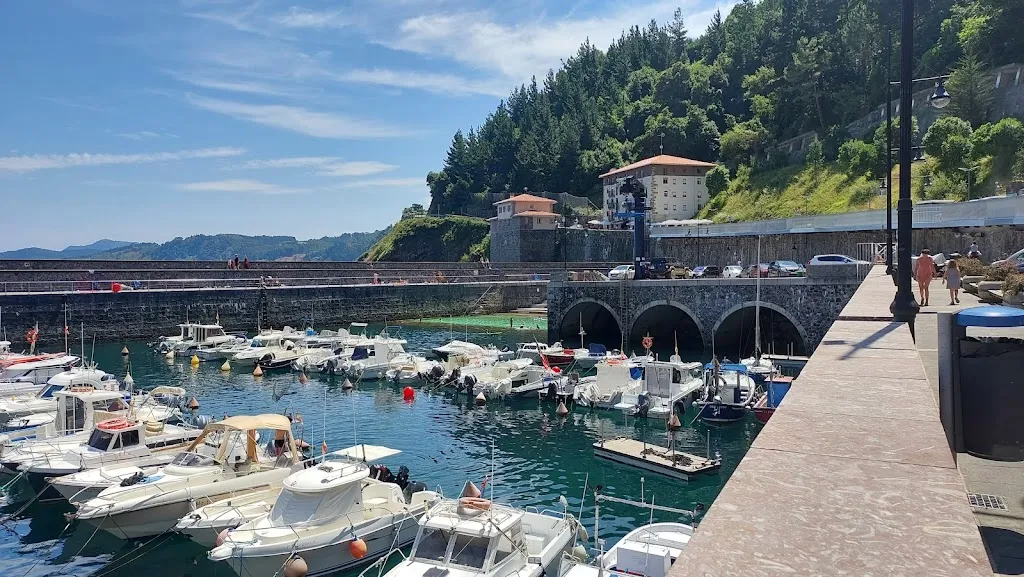 MENTRAME Taberna_Elantxobe_slider_image_3