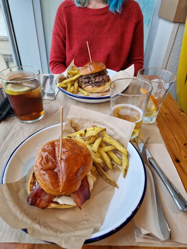 Anwar Hiralal_Kraken Burger_Elantxobe_review