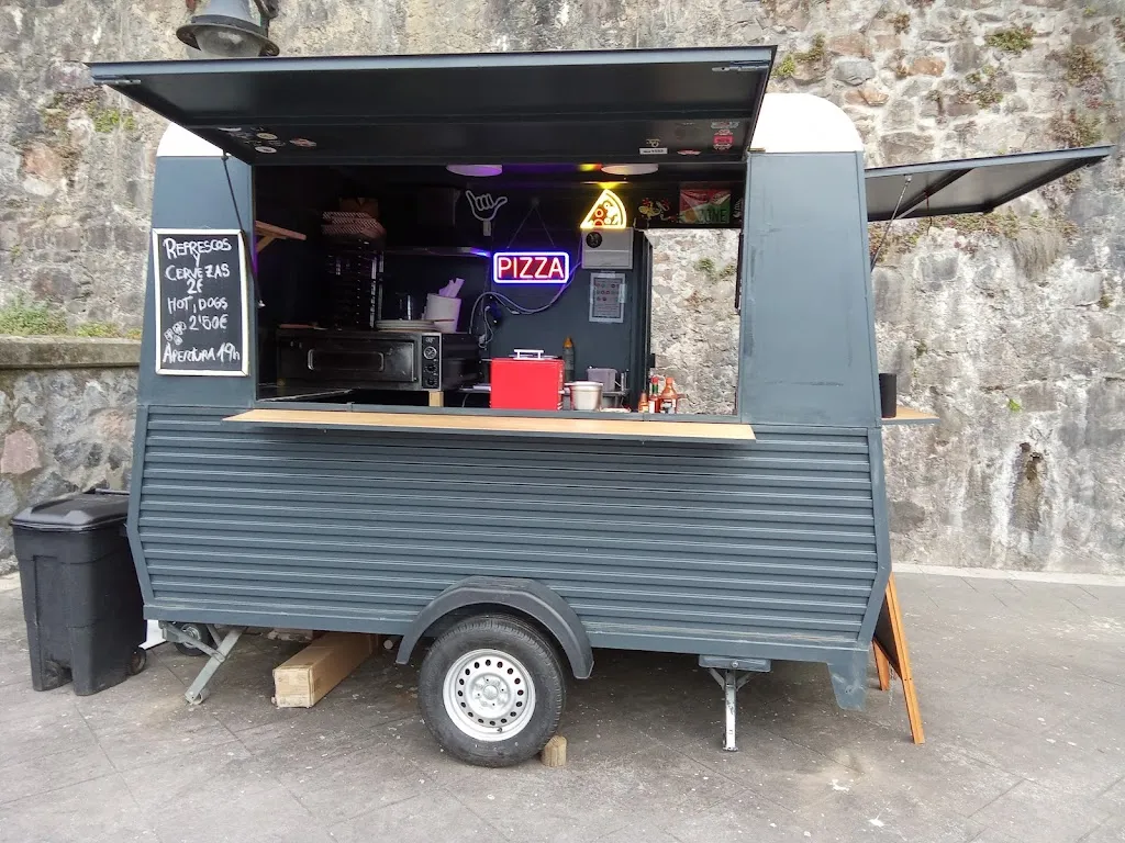 Delicias El Guachin_Elantxobe_slider_image_3