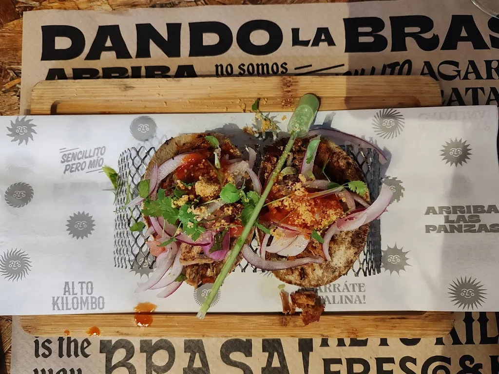 Réka Devecz_Dando la Brasa_Bilbao_review