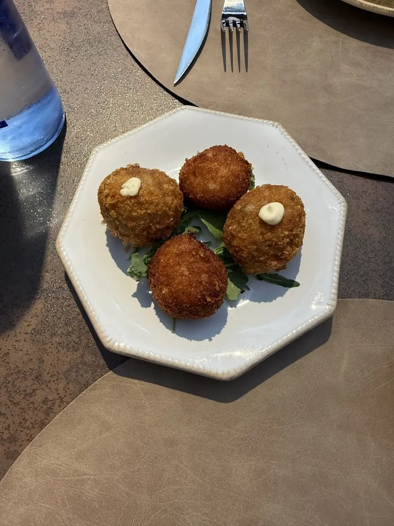 Sandy B_Entreletras @ Hotel NH Collection Palacio de Tepa_Aranga_review