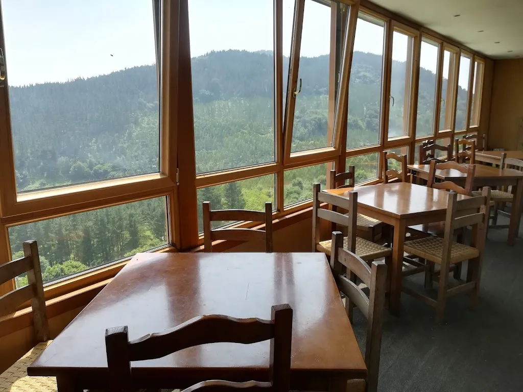 Ereñozar Jatetxea restaurant in Ereño