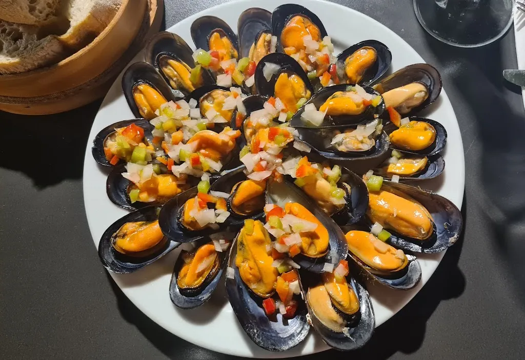 Bodegón Castelao_Ribeira_slider_image_3