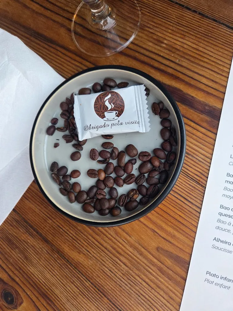 Gabriela De Freitas_Taberna Rio_Ribeira_review