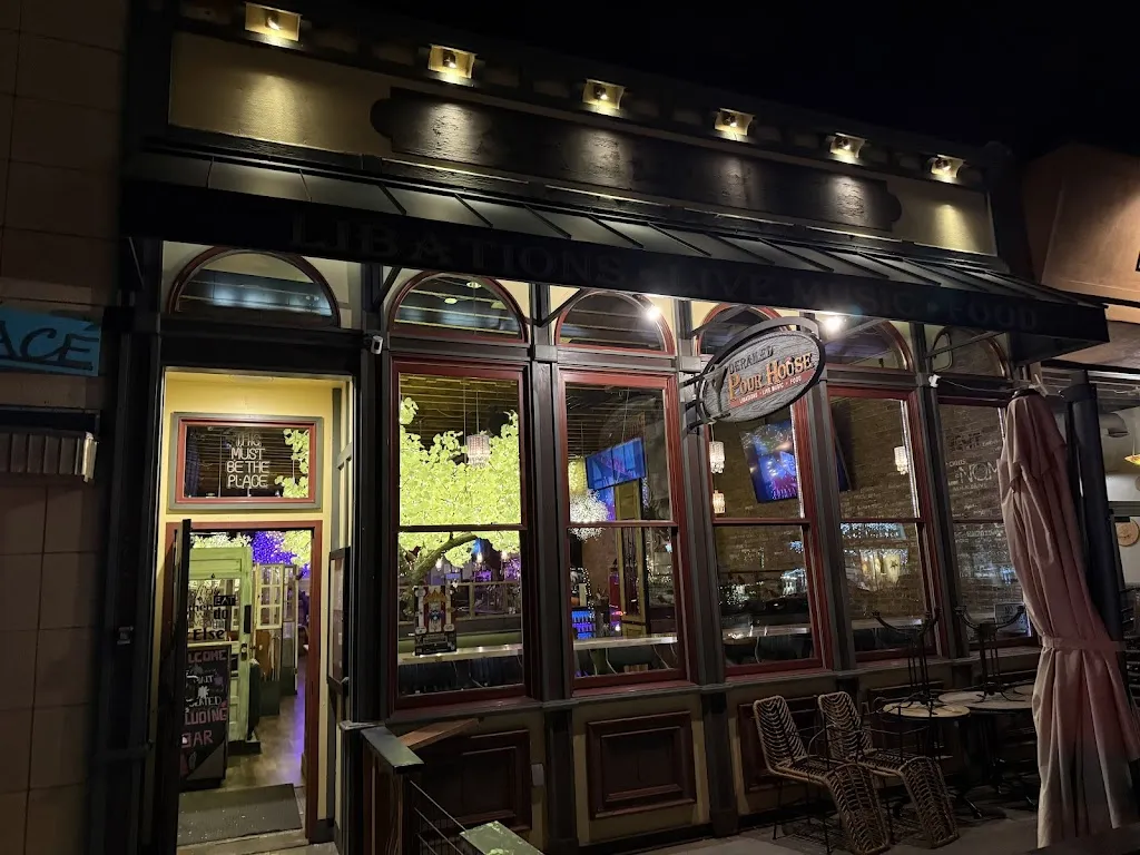 Derailed Pour House_Durango_slider_image_3