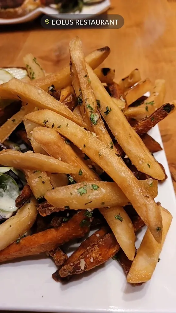 Eolus Bar & Dining_Durango_slider_image_2