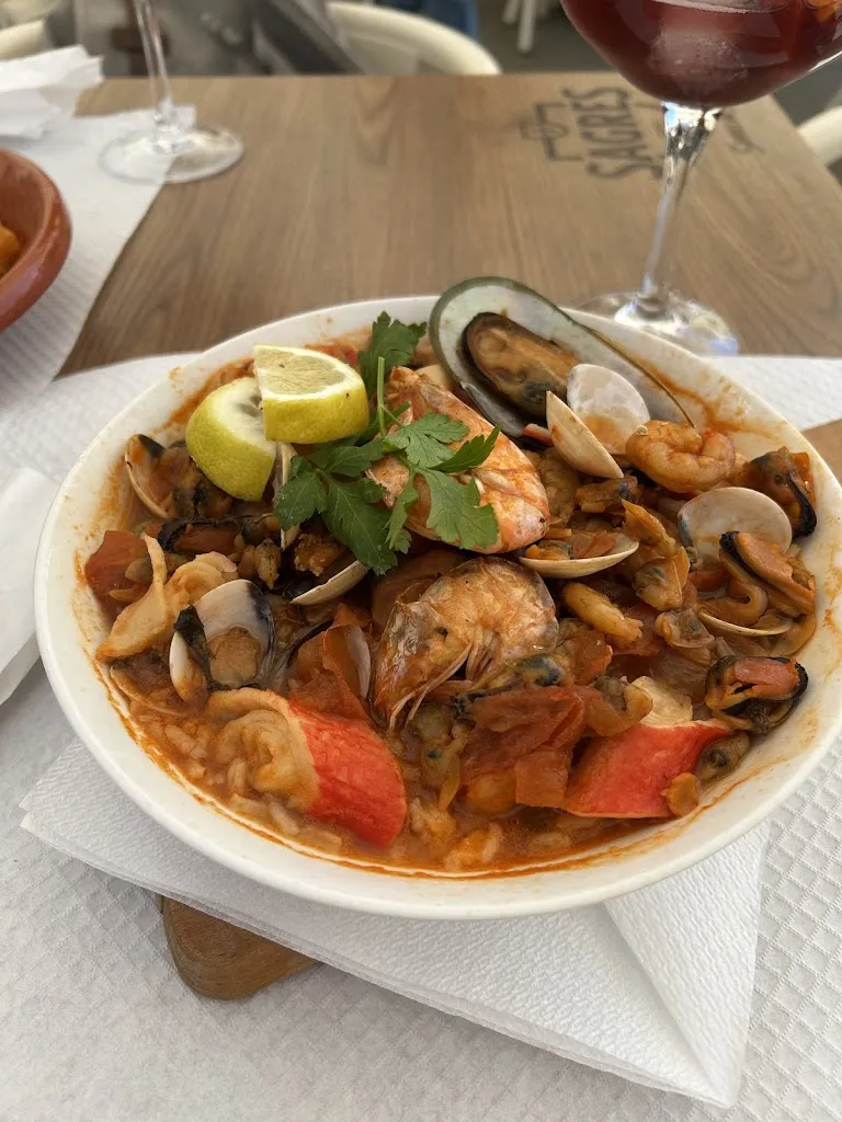 Uma Velha Tinha Um Gato_Ribeira_slider_image_2