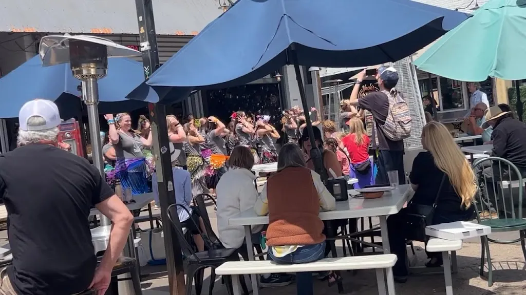 Ernie's_Durango_slider_image_2