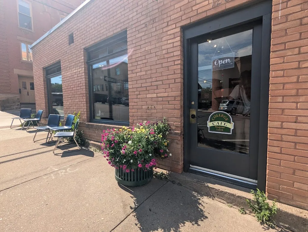 College Cafe_Durango_slider_image_1