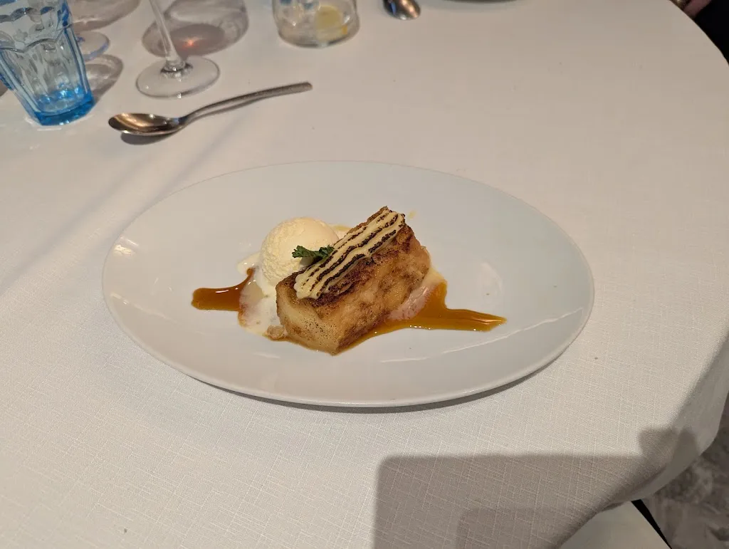 Geoffrey Raveau-Liebaert_Latxaska Etxea_Etxebarria_review